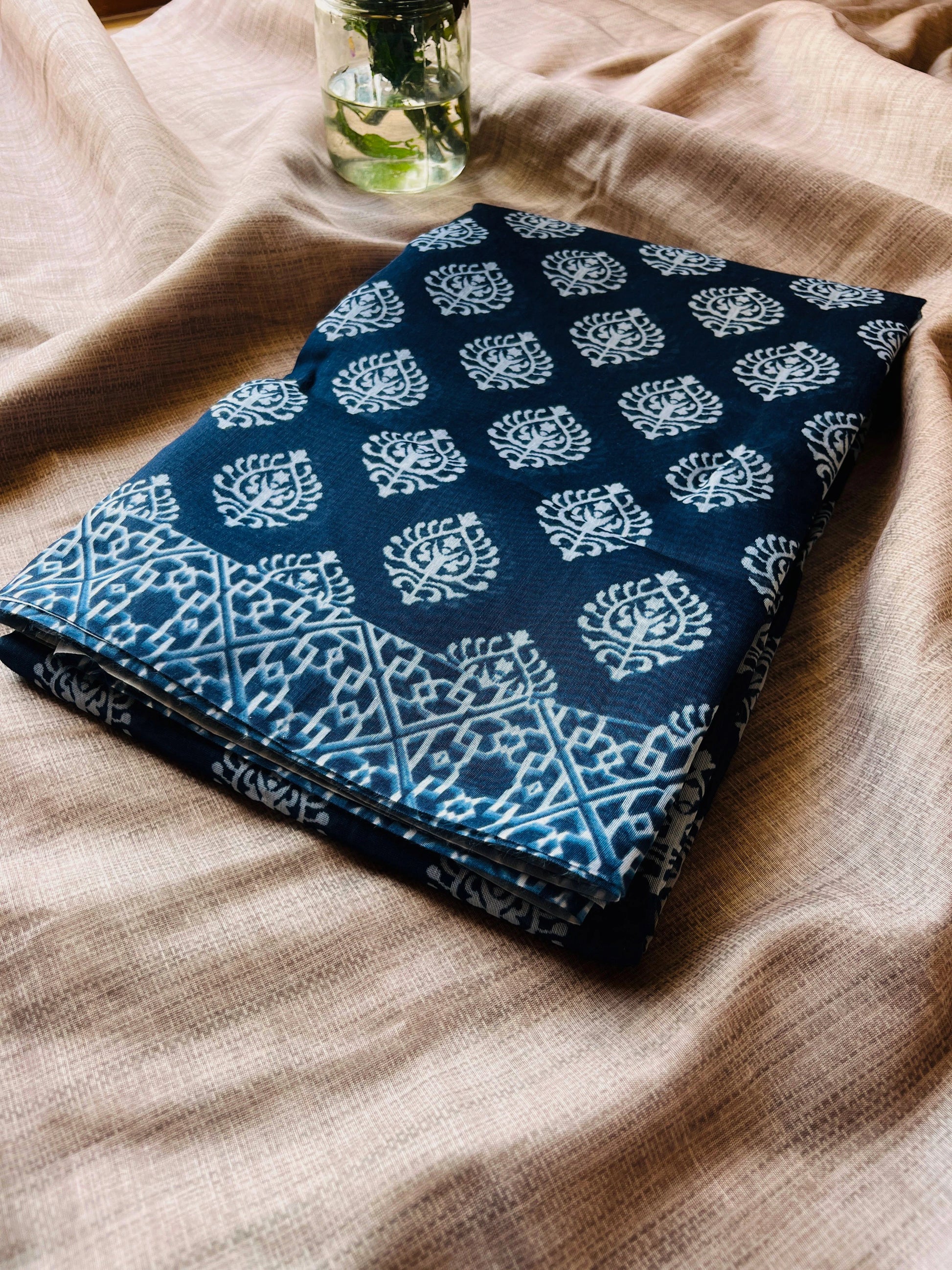 Blue Printed Cotton Mulmul saree with Red blouse 05